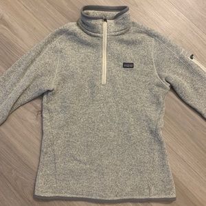 **SOLD**Women's Patagonia Better Sweater Half Zip